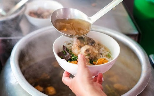 Sáng dậy đừng ăn xôi, bún hay mì tôm: Chuyên gia chỉ rõ 1 món ngon, bổ, rẻ toàn bị quên
