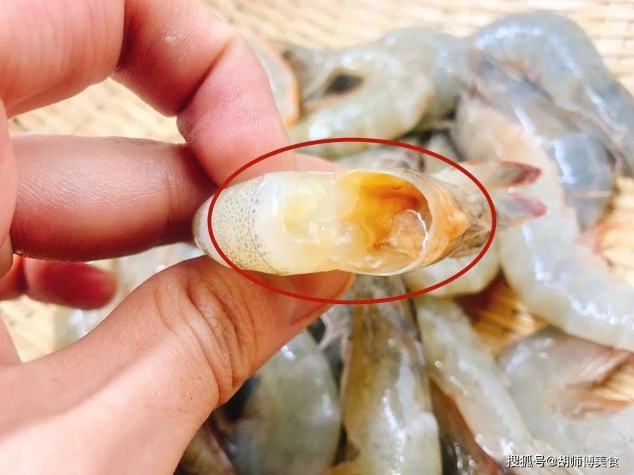 Ra chợ nên chọn “tôm thẳng” hay “tôm cong”? Sự khác biệt là rất lớn nhưng ít người biết…..